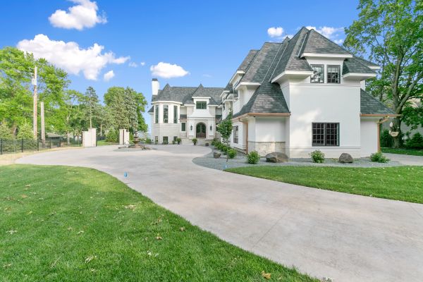 Concrete Driveway Installation in West Des Moines