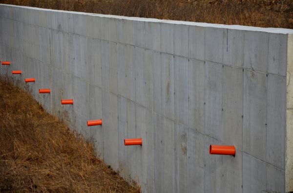Cost of Concrete Wall Installation in West Des Moines