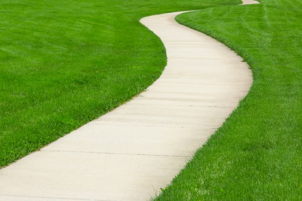 Cost of Walkway Building in West Des Moines
