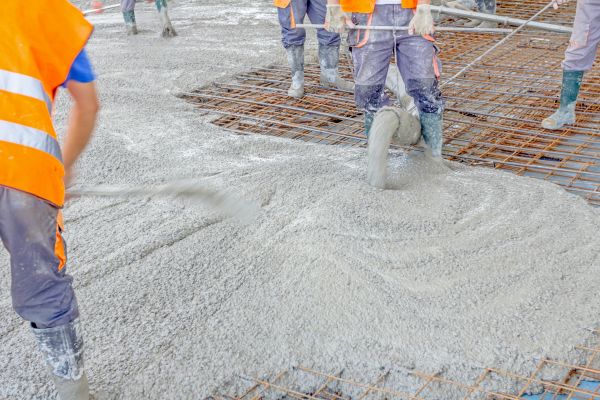 Flatwork Pouring Service in West Des Moines